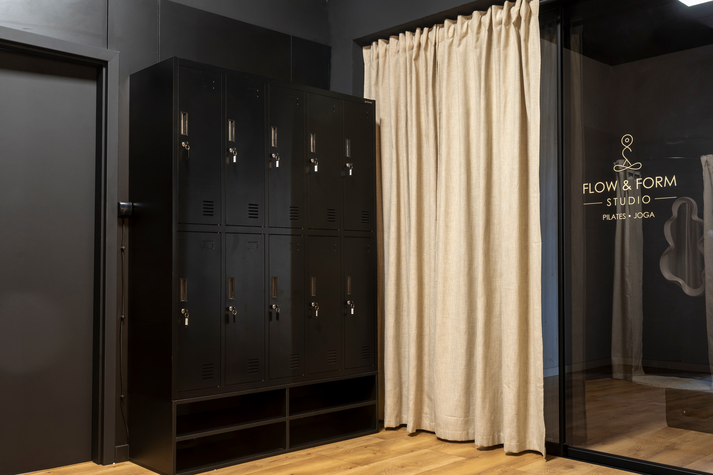 Kameralna przestrzeń Flow & Form Studio Pilates & Yoga